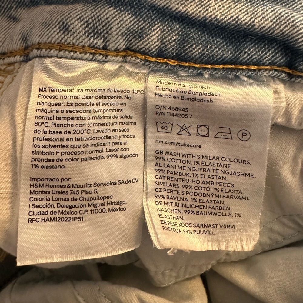 H&M Divided Jean Shorts Size: 12 - Picture 3 of 5